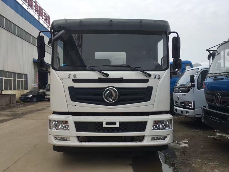 東風(fēng)華神12方灑水車_12噸(12方)東風(fēng)T5綠化灑水車價(jià)格