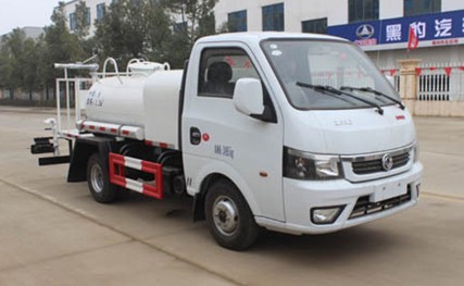 小型灑水車型號規(guī)格及功率_東風(fēng)途逸2噸小型灑水車