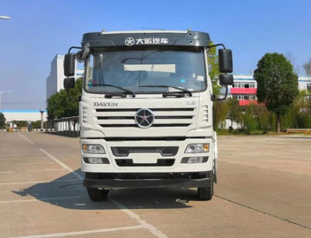 15噸灑水車自重多少噸_大運(yùn)風(fēng)景15噸綠化灑水車廠家價(jià)格