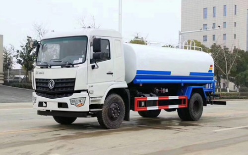15噸灑水車(chē)租賃報(bào)價(jià)表_東風(fēng)專(zhuān)底15噸綠化灑水車(chē)廠(chǎng)家價(jià)格