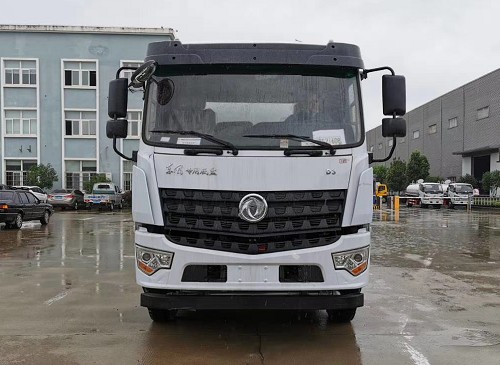 國(guó)六19方東風(fēng)D3L后雙橋綠化灑水車_SCS5250GPSDFV6型綠化噴灑車