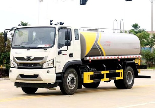 15噸灑水車(chē)廠家_國(guó)六15方福田瑞沃ES7綠化灑水車(chē)廠家價(jià)格