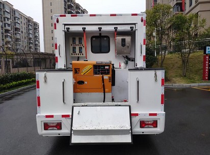 防疫消毒車(chē)圖片 防疫消毒車(chē)圖片