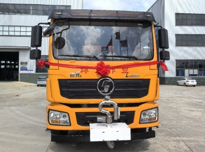 陜汽德龍單橋20方灑水車_浩天星運(yùn)牌HTX5185TDYSQL6型多功能抑塵車 陜汽德龍單橋20方灑水車_浩天星運(yùn)牌HTX5185TDYSQL6型多功能抑塵車